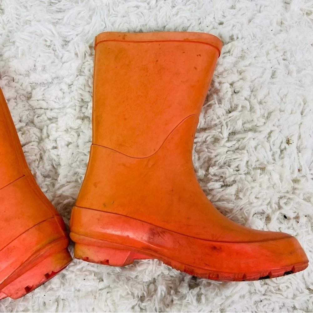 UNBRANDED kids Orange Rain Boots with Buckle size 11 / 12